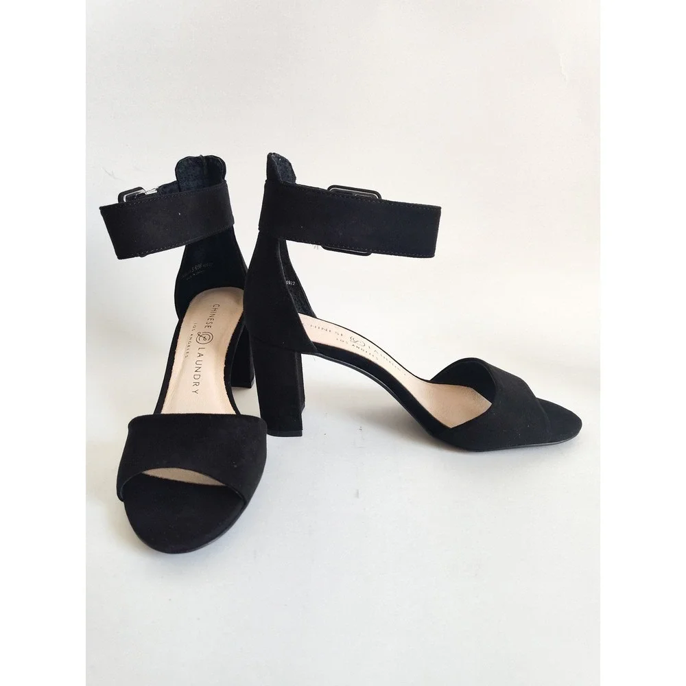 New Chinese Laundry Sandals 6.5 Black Block Heel Ankle Strap Buckle Minimalist